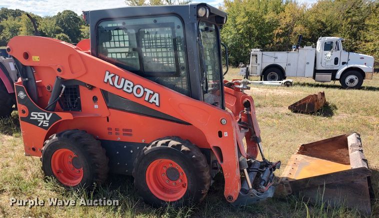 image for item LK9830 2016 Kubota SSV75  skid steer loader