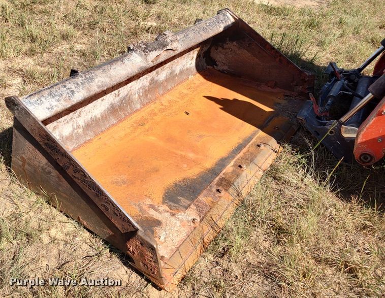 image for item LK9830 2016 Kubota SSV75  skid steer loader