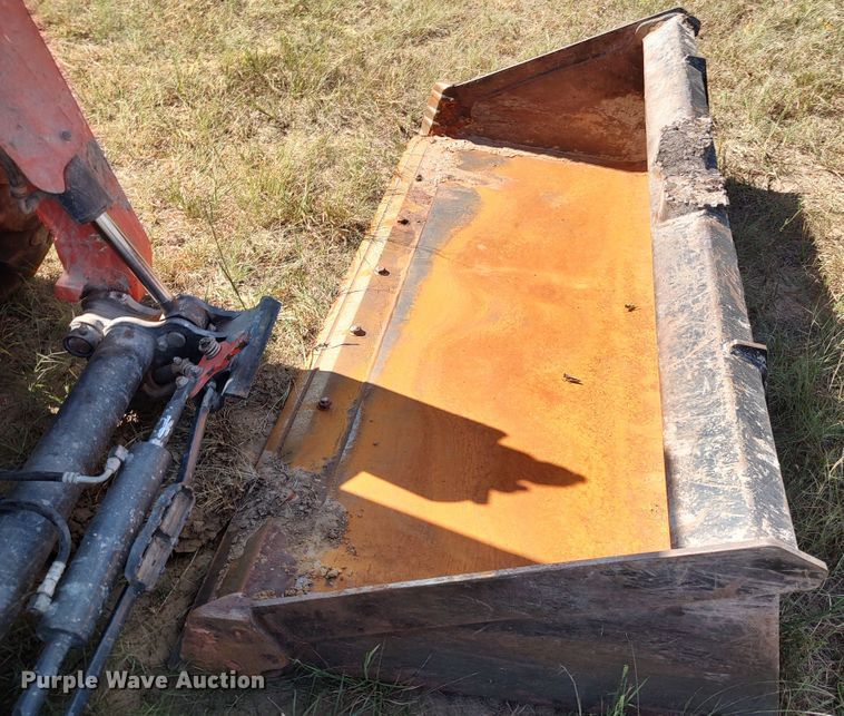 image for item LK9830 2016 Kubota SSV75  skid steer loader