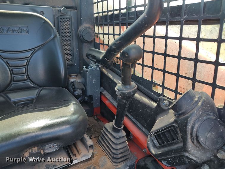 image for item LK9830 2016 Kubota SSV75  skid steer loader