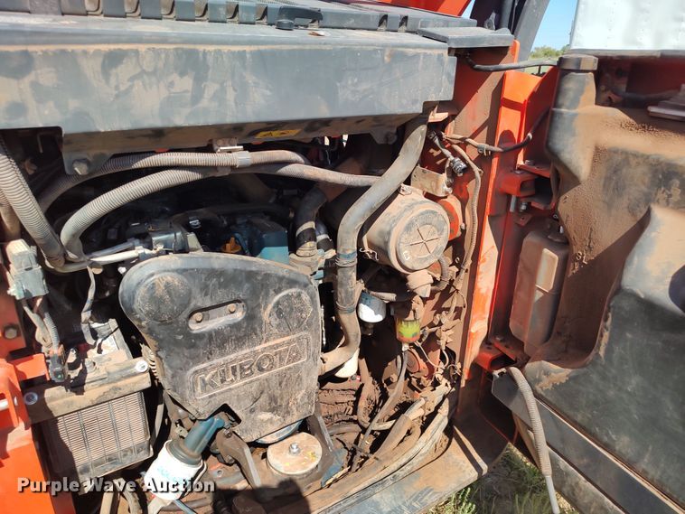 image for item LK9830 2016 Kubota SSV75  skid steer loader