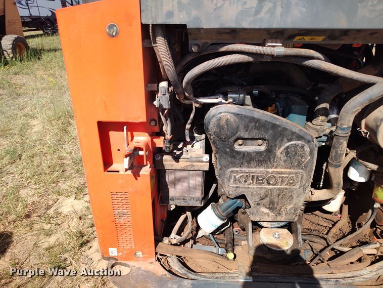 image for item LK9830 2016 Kubota SSV75  skid steer loader