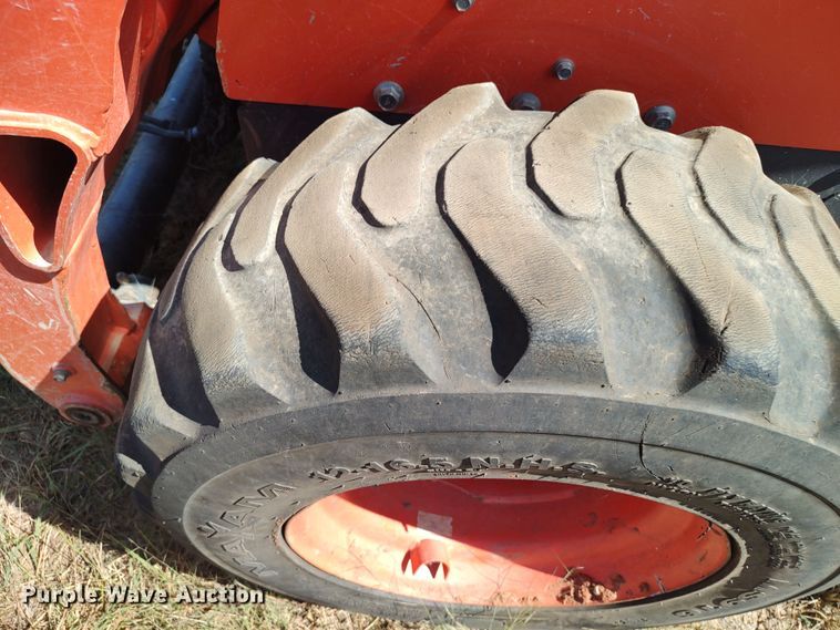 image for item LK9830 2016 Kubota SSV75  skid steer loader