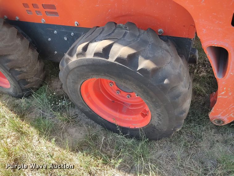 image for item LK9830 2016 Kubota SSV75  skid steer loader