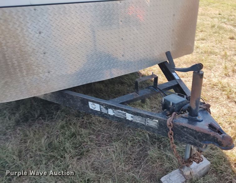 image for item LK9831 2006 Carry-On  enclosed cargo trailer