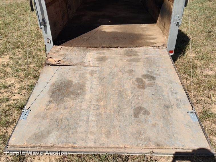 image for item LK9831 2006 Carry-On  enclosed cargo trailer