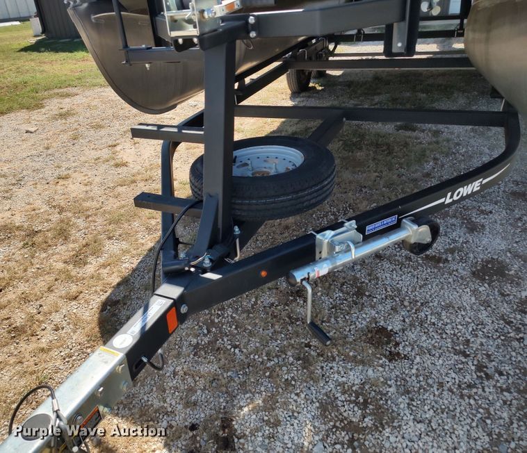 image for item LK9836 2017 Lowe SF214  boat