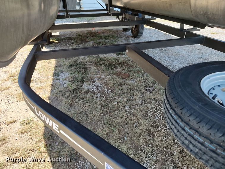 image for item LK9836 2017 Lowe SF214  boat