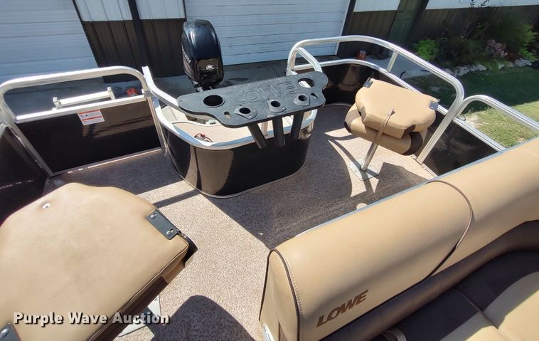 image for item LK9836 2017 Lowe SF214  boat