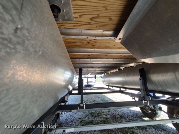 image for item LK9836 2017 Lowe SF214  boat