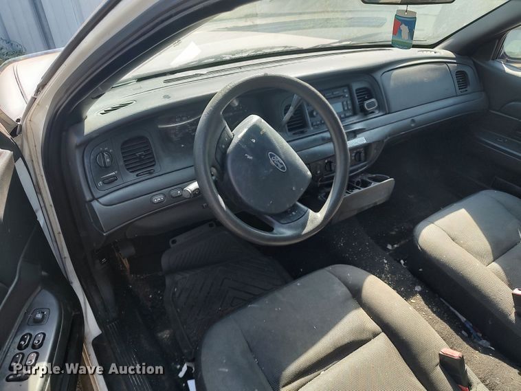 image for item LK9840 2008 Ford Crown Victoria Police Interecptor
