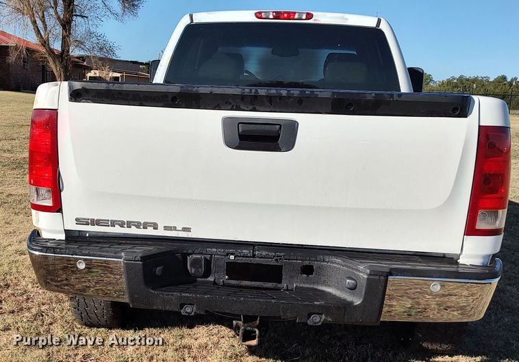 image for item LK9843 2007 GMC Sierra 1500  Ext. Cab pickup truck