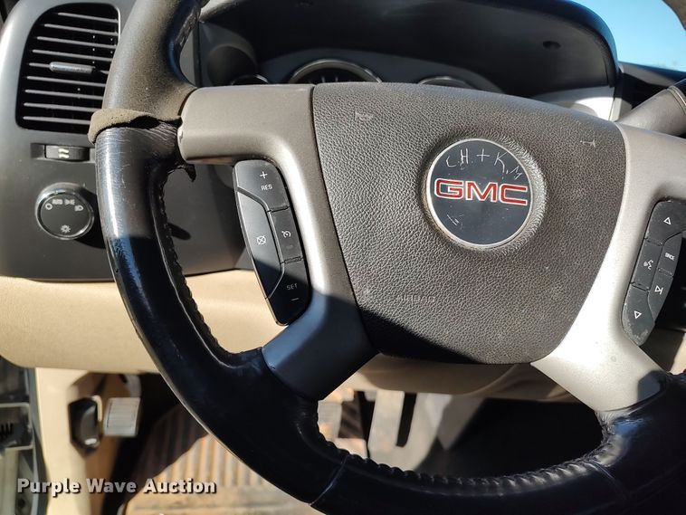 image for item LK9843 2007 GMC Sierra 1500  Ext. Cab pickup truck