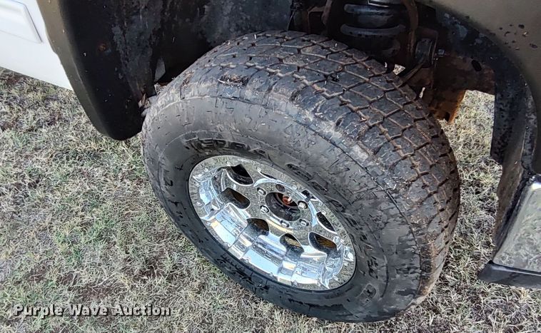 image for item LK9843 2007 GMC Sierra 1500  Ext. Cab pickup truck