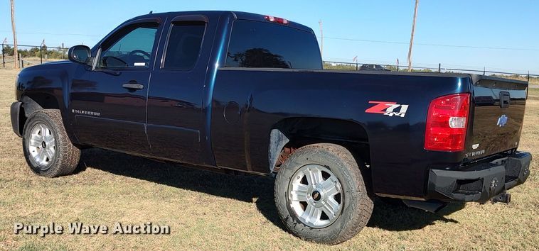 image for item LK9844 2008 Chevrolet Silverado 1500  Ext. Cab pickup truck