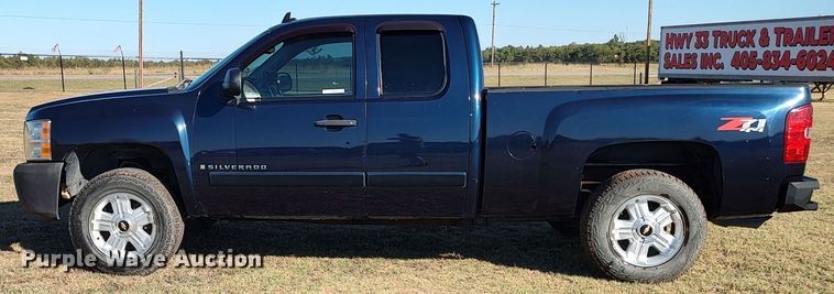 image for item LK9844 2008 Chevrolet Silverado 1500  Ext. Cab pickup truck