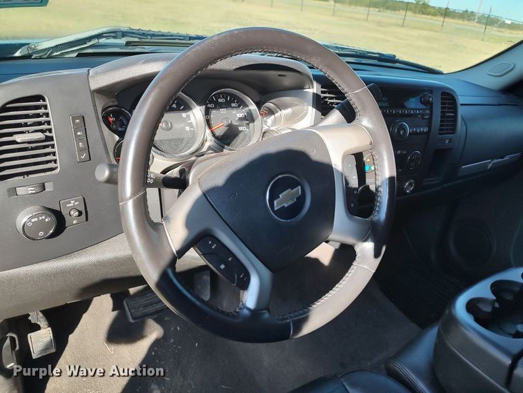 image for item LK9844 2008 Chevrolet Silverado 1500  Ext. Cab pickup truck