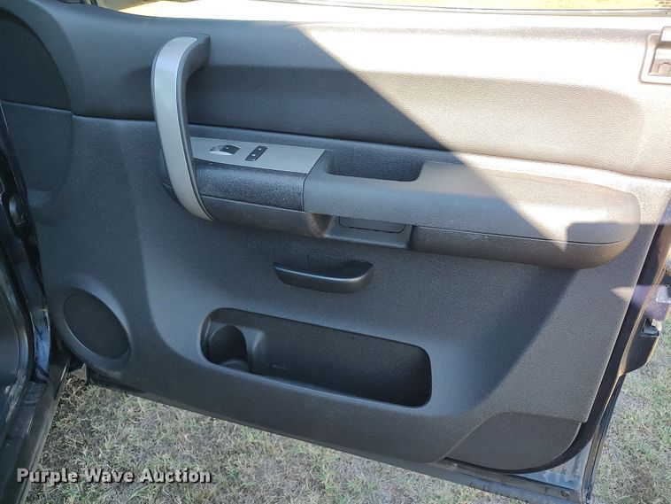 image for item LK9844 2008 Chevrolet Silverado 1500  Ext. Cab pickup truck