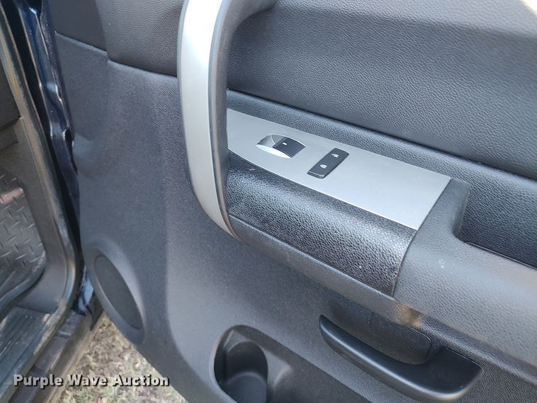 image for item LK9844 2008 Chevrolet Silverado 1500  Ext. Cab pickup truck