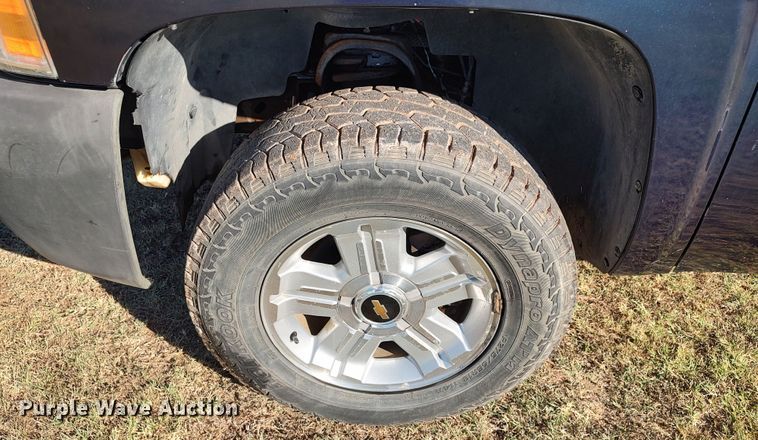 image for item LK9844 2008 Chevrolet Silverado 1500  Ext. Cab pickup truck