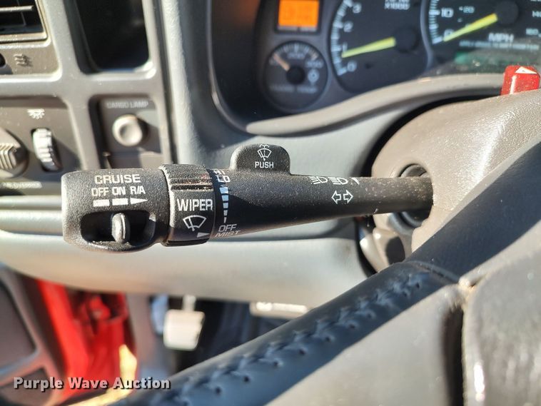 image for item LK9845 2000 Chevrolet Silverado 2500  Ext. Cab pickup truck