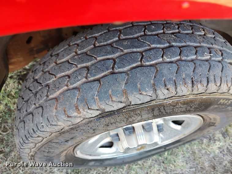 image for item LK9845 2000 Chevrolet Silverado 2500  Ext. Cab pickup truck