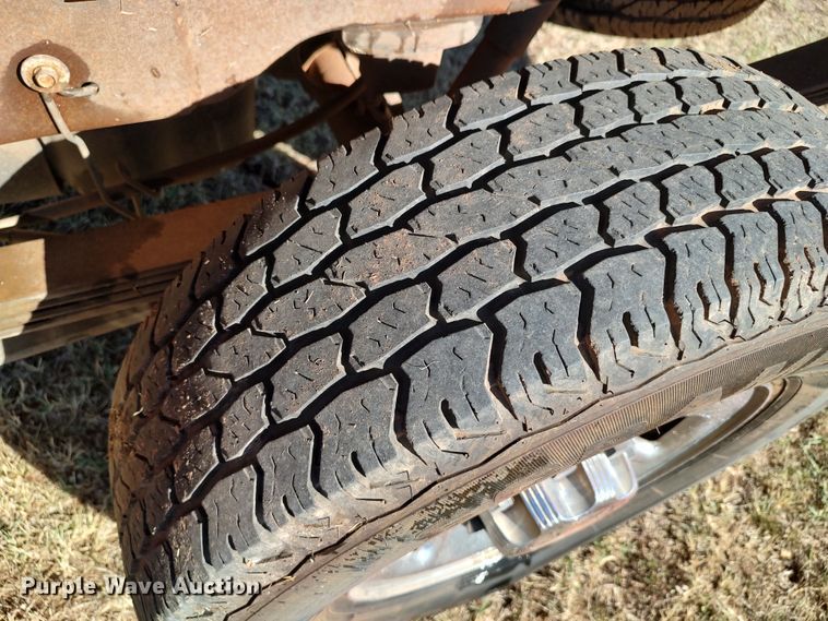 image for item LK9845 2000 Chevrolet Silverado 2500  Ext. Cab pickup truck