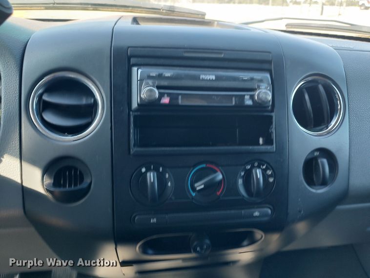 image for item LK9848 2006 Ford F150  SuperCrew pickup truck