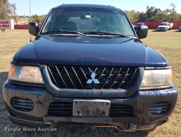 image for item LK9849 2004 Mitsubishi Montero  SUV