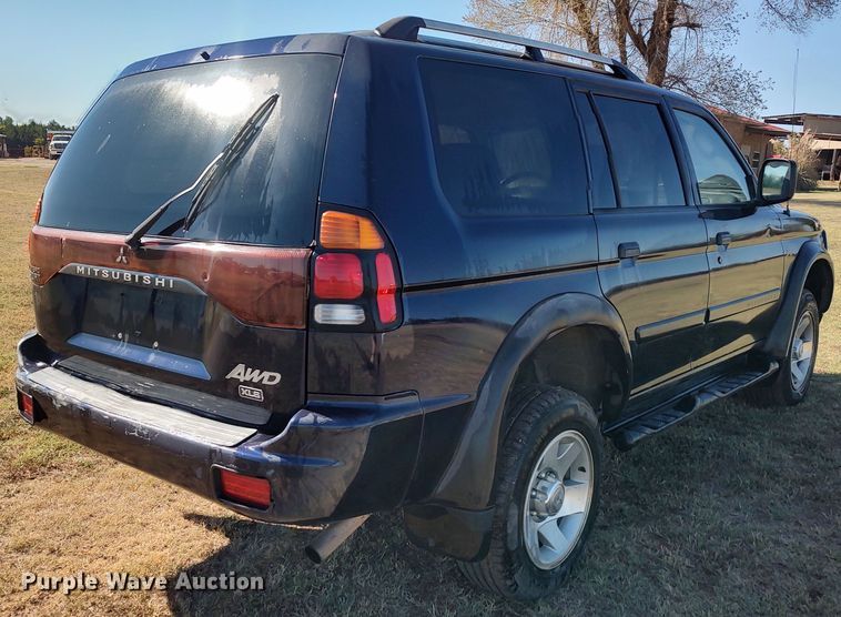 image for item LK9849 2004 Mitsubishi Montero  SUV