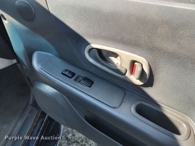 image for item LK9849 2004 Mitsubishi Montero  SUV