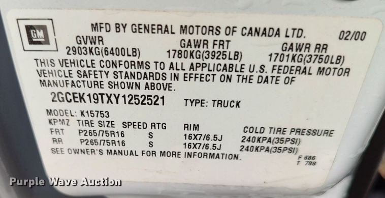 image for item LK9853 2000 Chevrolet Silverado 1500  Ext. Cab pickup truck