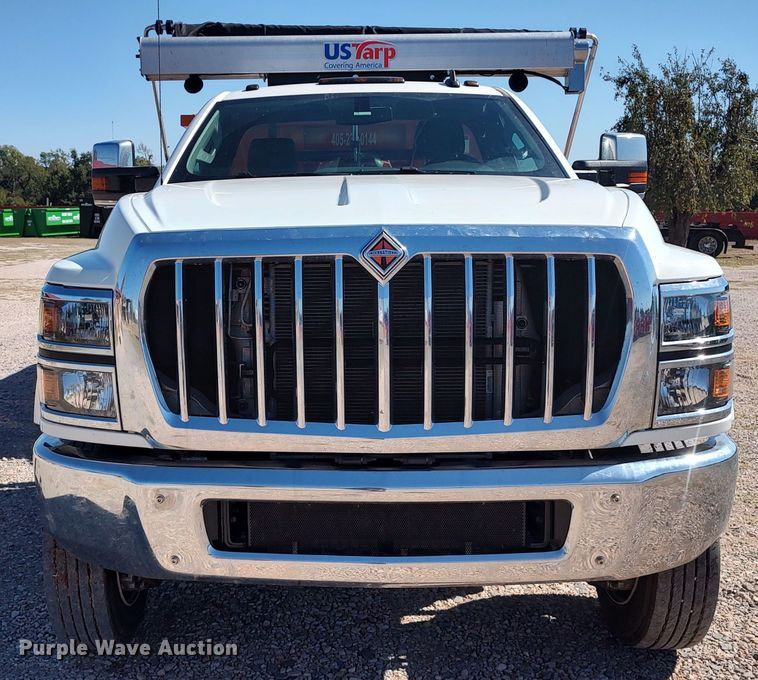 image for item LK9854 2020 International CV515  hook lift truck