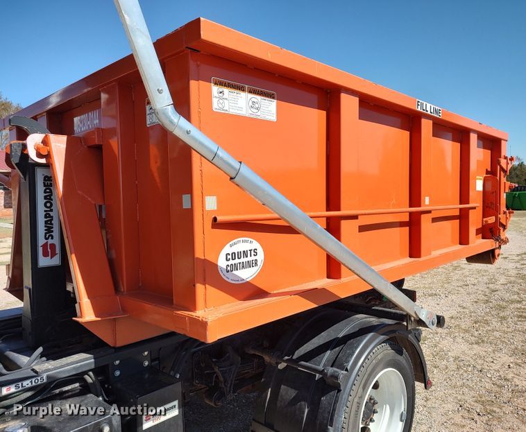 image for item LK9854 2020 International CV515  hook lift truck