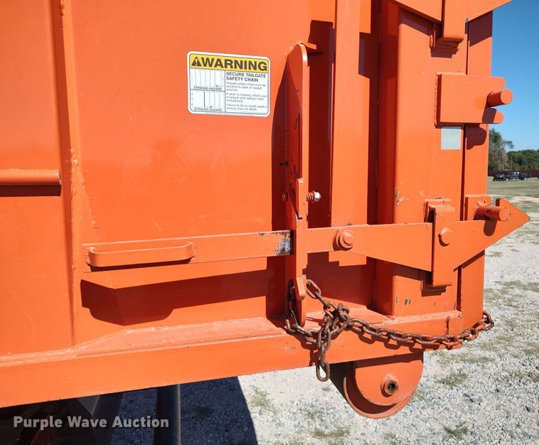 image for item LK9854 2020 International CV515  hook lift truck