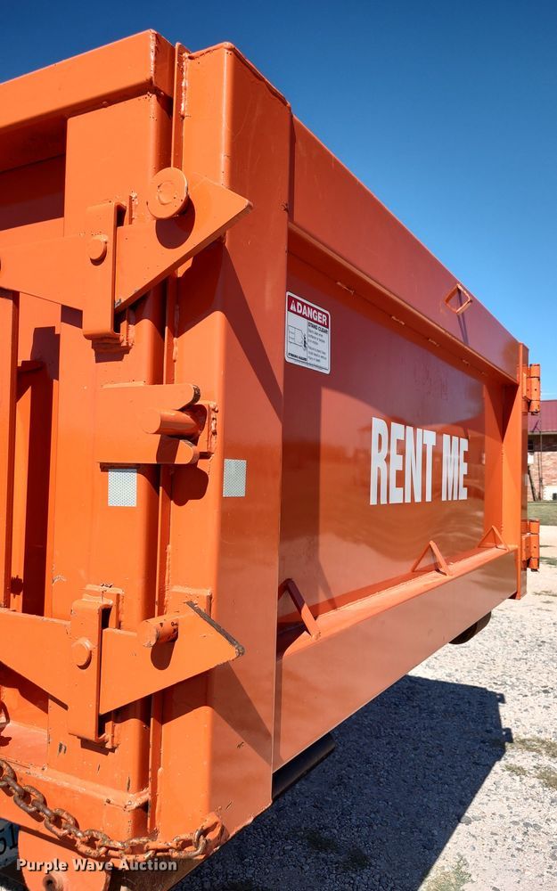 image for item LK9854 2020 International CV515  hook lift truck