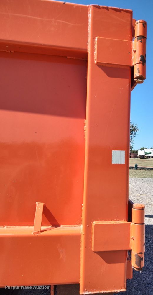 image for item LK9854 2020 International CV515  hook lift truck