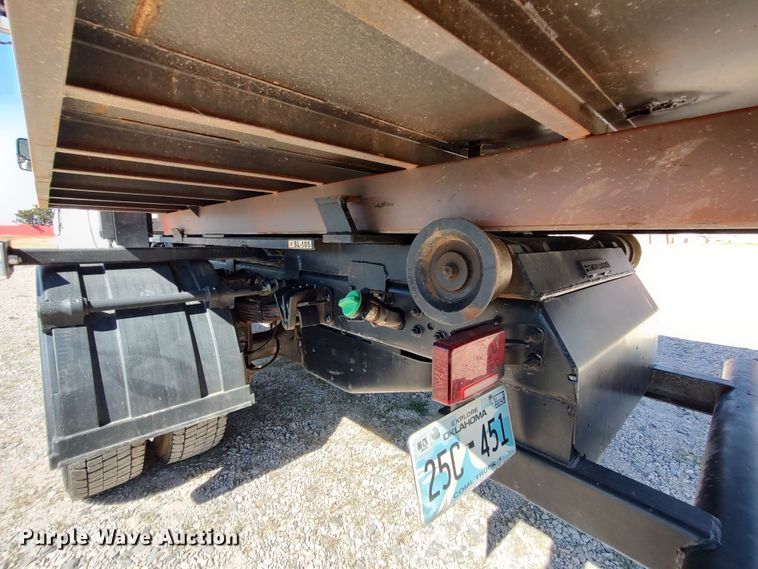 image for item LK9854 2020 International CV515  hook lift truck