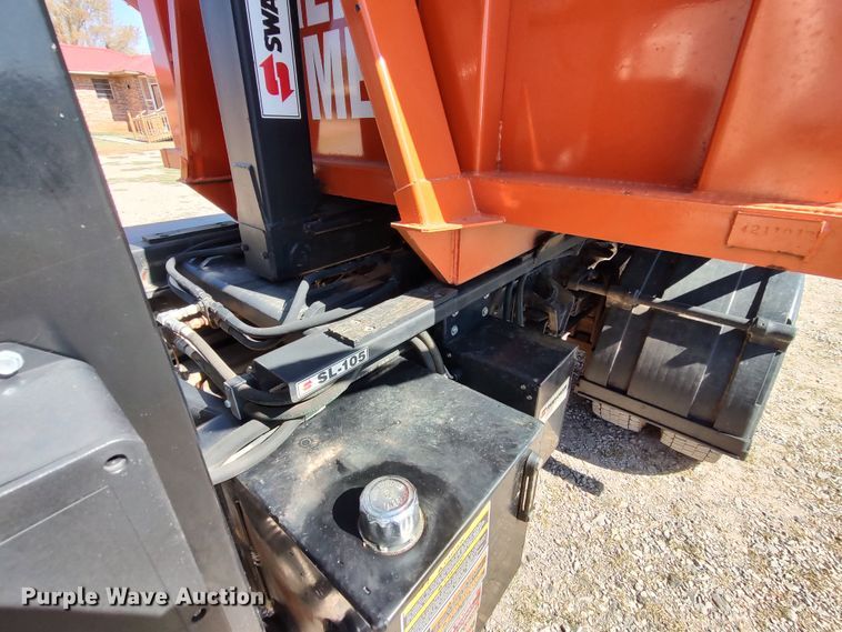 image for item LK9854 2020 International CV515  hook lift truck