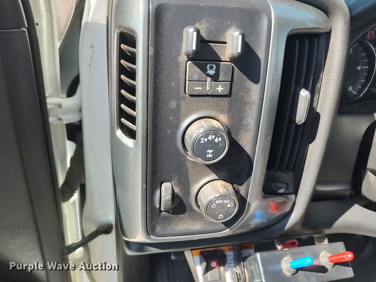 image for item LK9854 2020 International CV515  hook lift truck