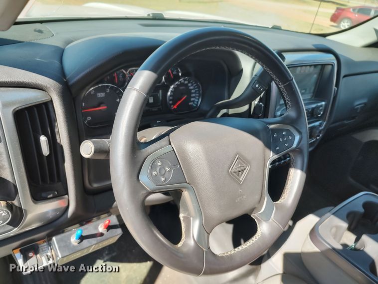 image for item LK9854 2020 International CV515  hook lift truck