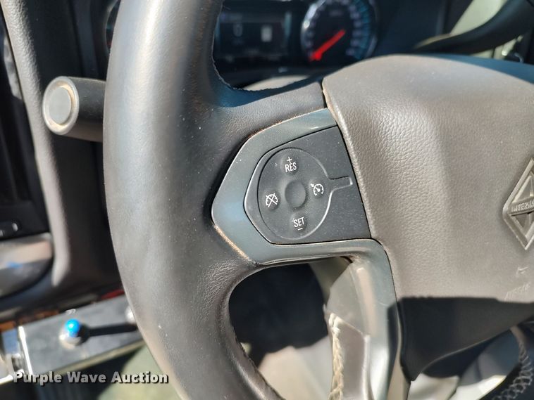 image for item LK9854 2020 International CV515  hook lift truck