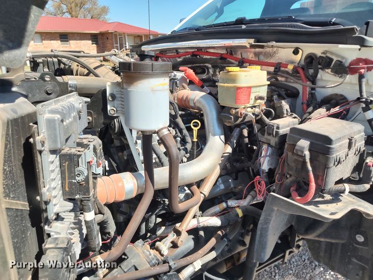 image for item LK9854 2020 International CV515  hook lift truck