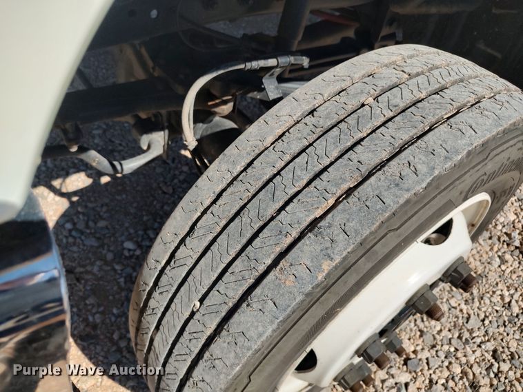 image for item LK9854 2020 International CV515  hook lift truck