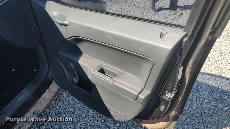 image for item LK9862 2008 Dodge Caliber  SUV