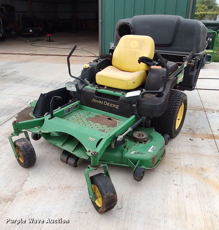 image for item LK9913 John Deere 757 ZTrak  ZTR lawn mower