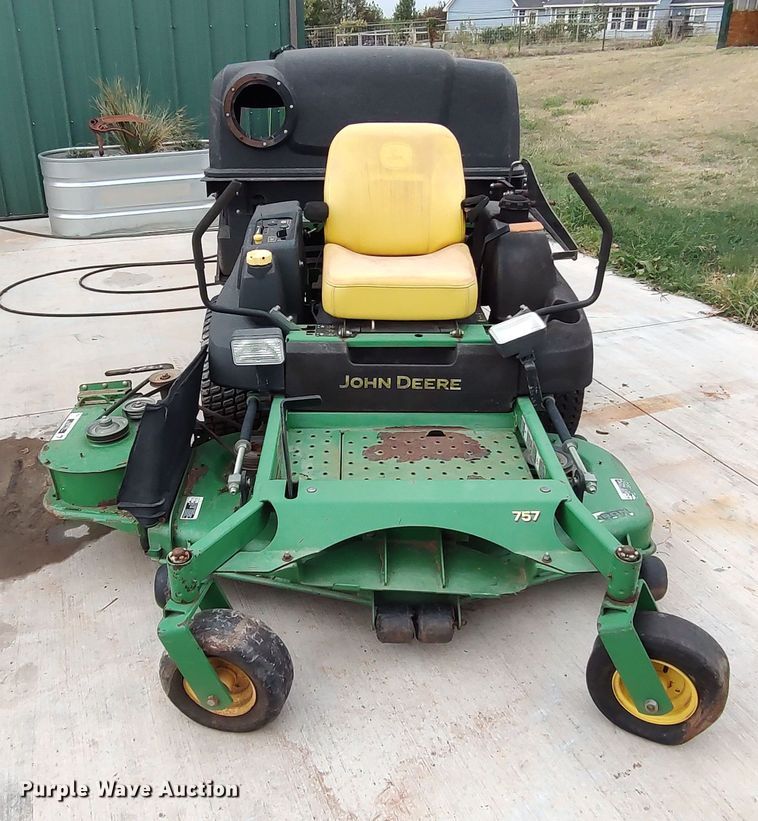image for item LK9913 John Deere 757 ZTrak  ZTR lawn mower