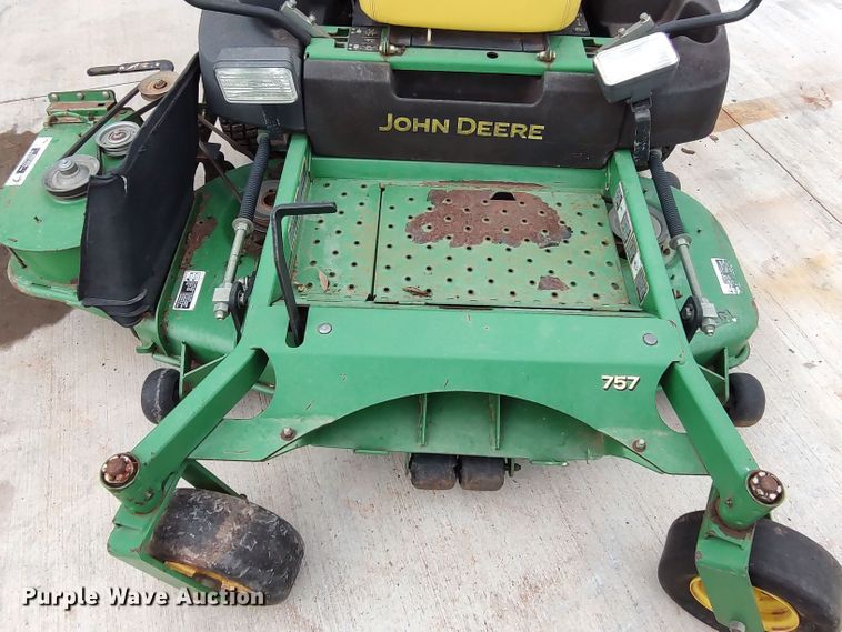 image for item LK9913 John Deere 757 ZTrak  ZTR lawn mower