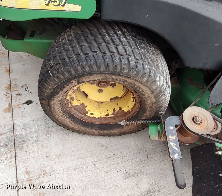 image for item LK9913 John Deere 757 ZTrak  ZTR lawn mower