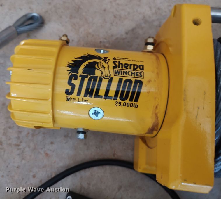 Sherpa Stallion winch in Norman, OK Item LK9916 sold Purple